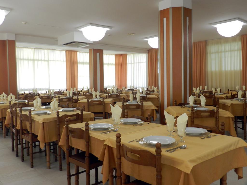 Hotel Michelangelo Белларія-Іджеа-Марина Екстер'єр фото